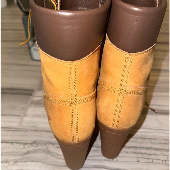 Timberland Women’s Boots - Picture 6 of 14